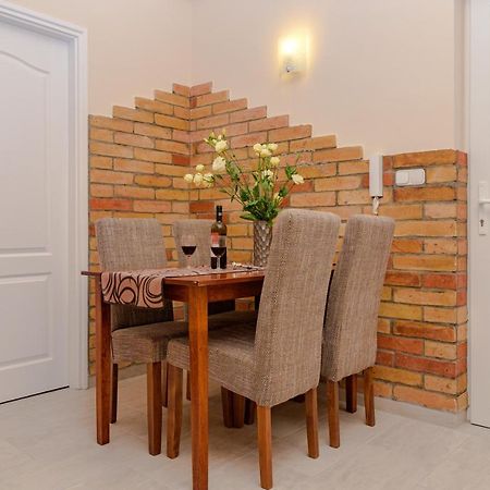 Illes Apartmanok Ii. Hajduszoboszlo Exterior photo
