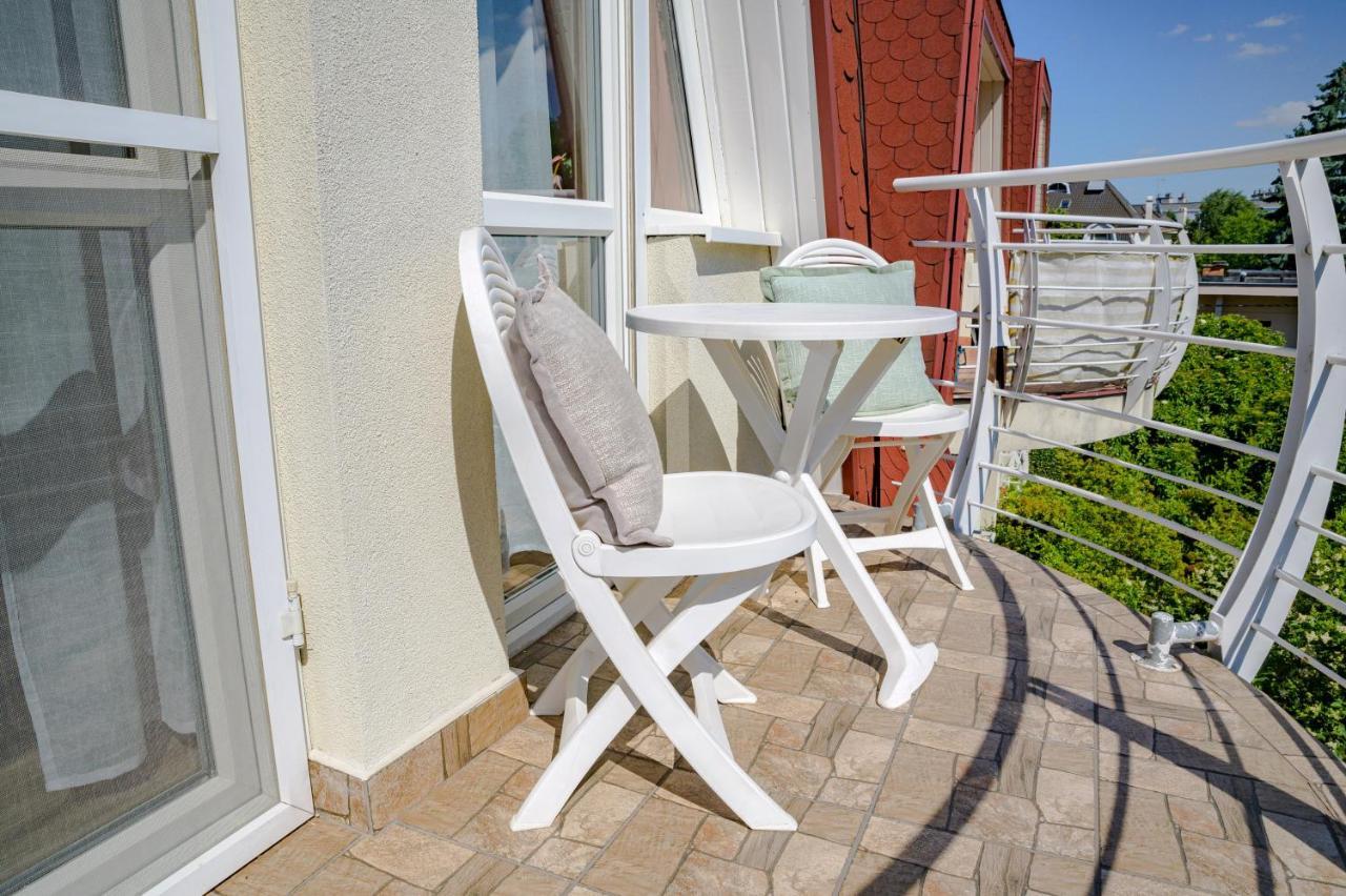 Illes Apartmanok Ii. Hajduszoboszlo Exterior photo